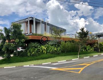 Casa em Condomínio