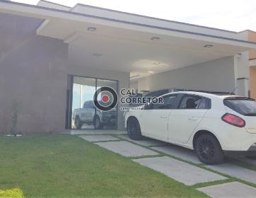 Casa em Condomínio